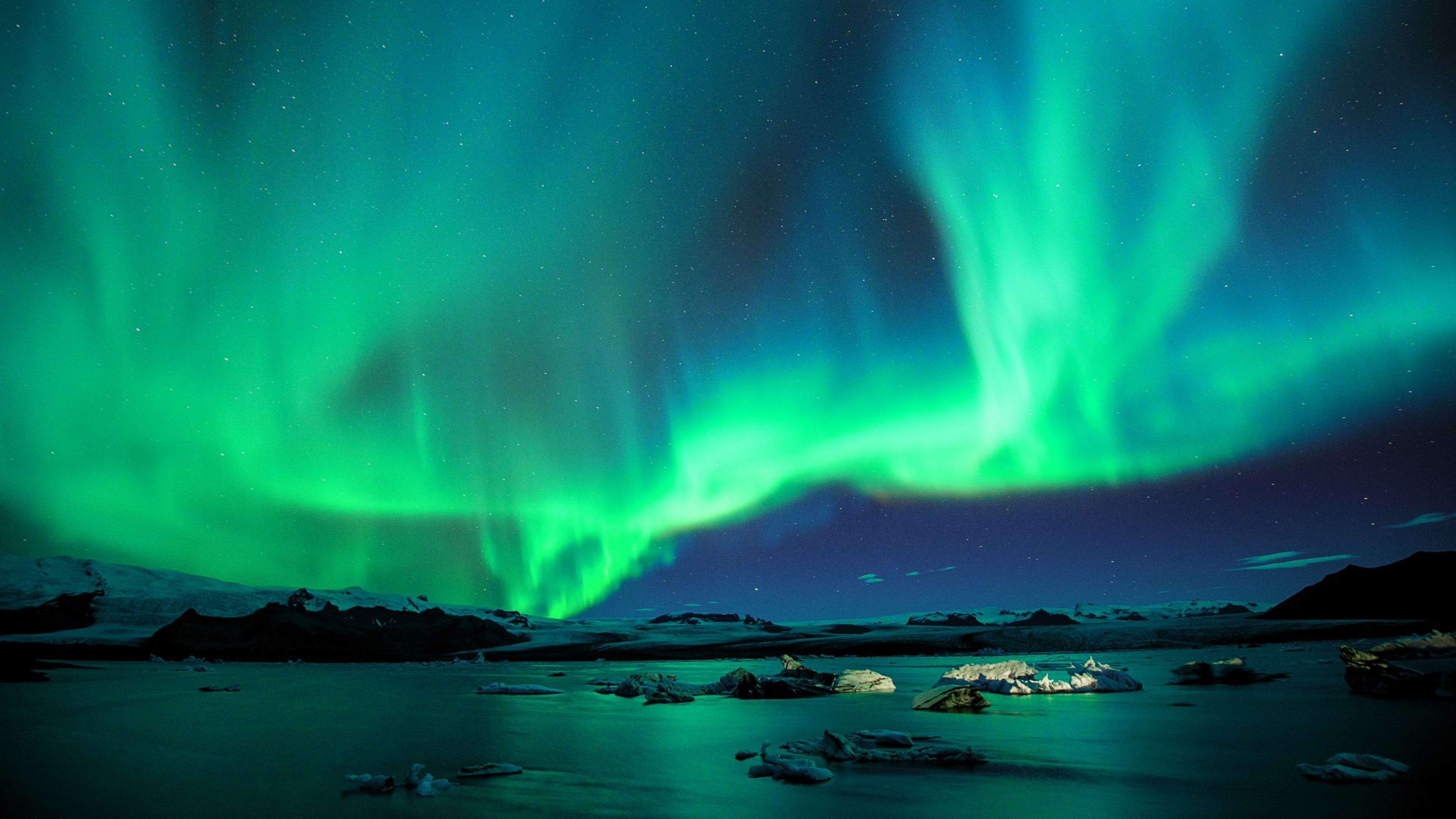 Glacier Lagoon Aurora
